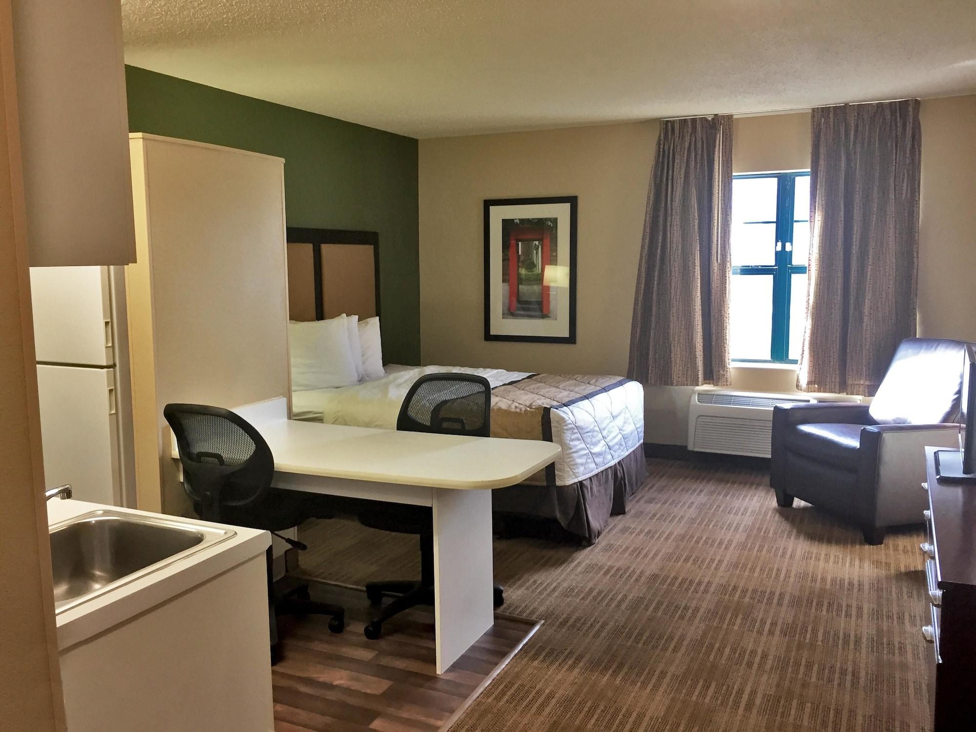 Extended Stay America Select Suites - Detroit - Novi - Haggerty Road Northville Экстерьер фото