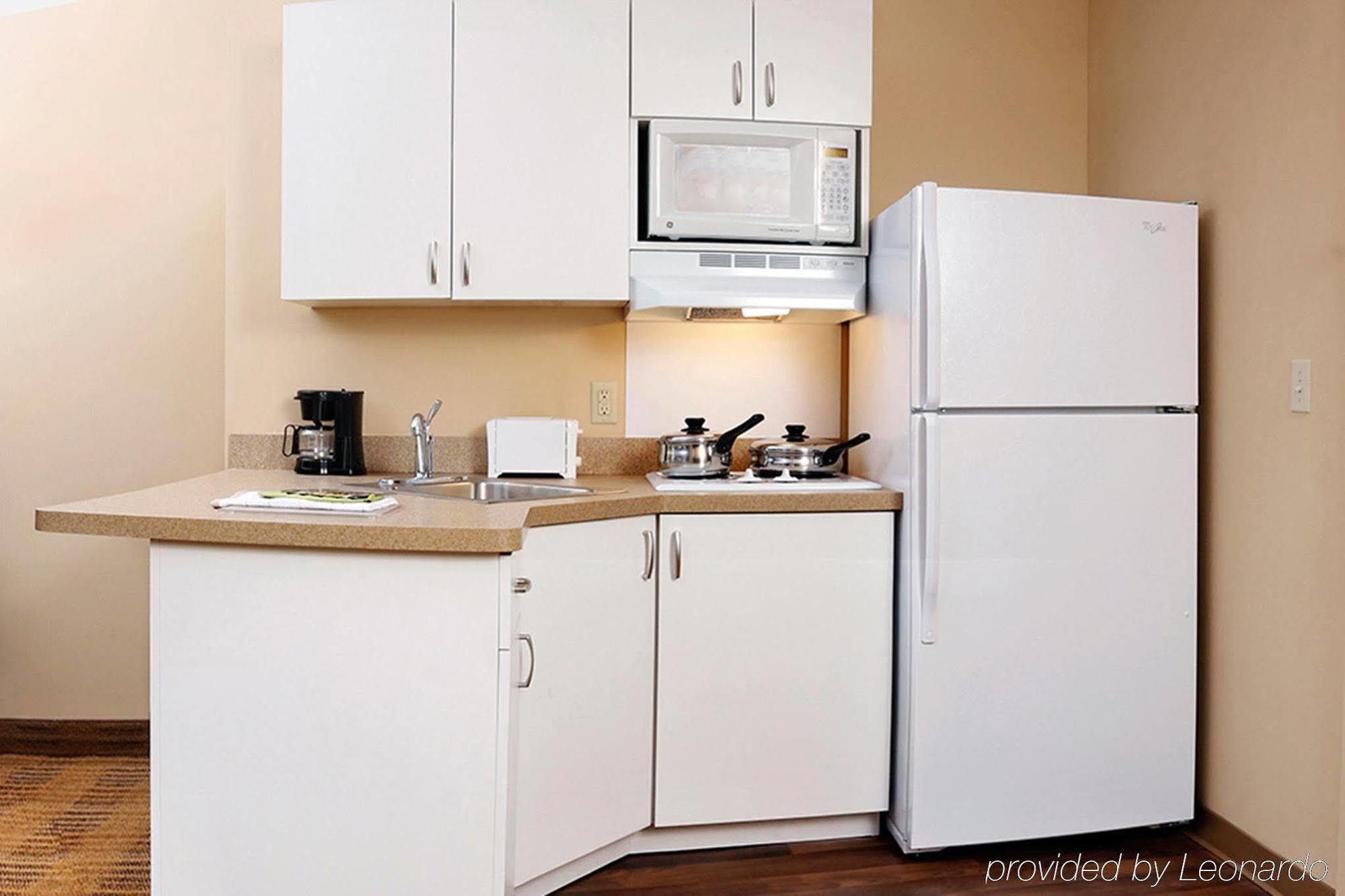 Extended Stay America Select Suites - Detroit - Novi - Haggerty Road Northville Экстерьер фото